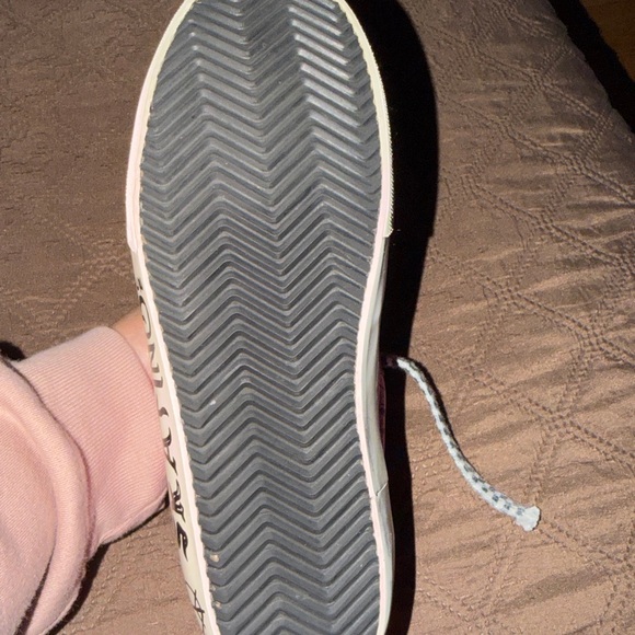 (Used) Golden Goose Superstar Shoes in Fuchsia, Black, White, & Electric Blue - Picture 8 of 8